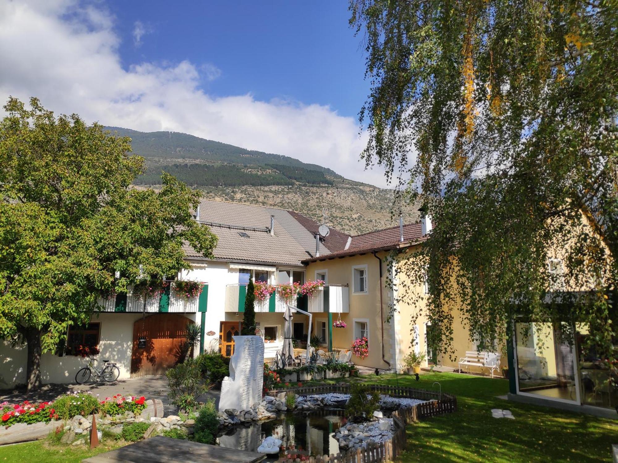 Obstbauernhof Fohlenhof Apartamento Lasa Exterior foto